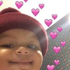 Meet your Posher, Tia